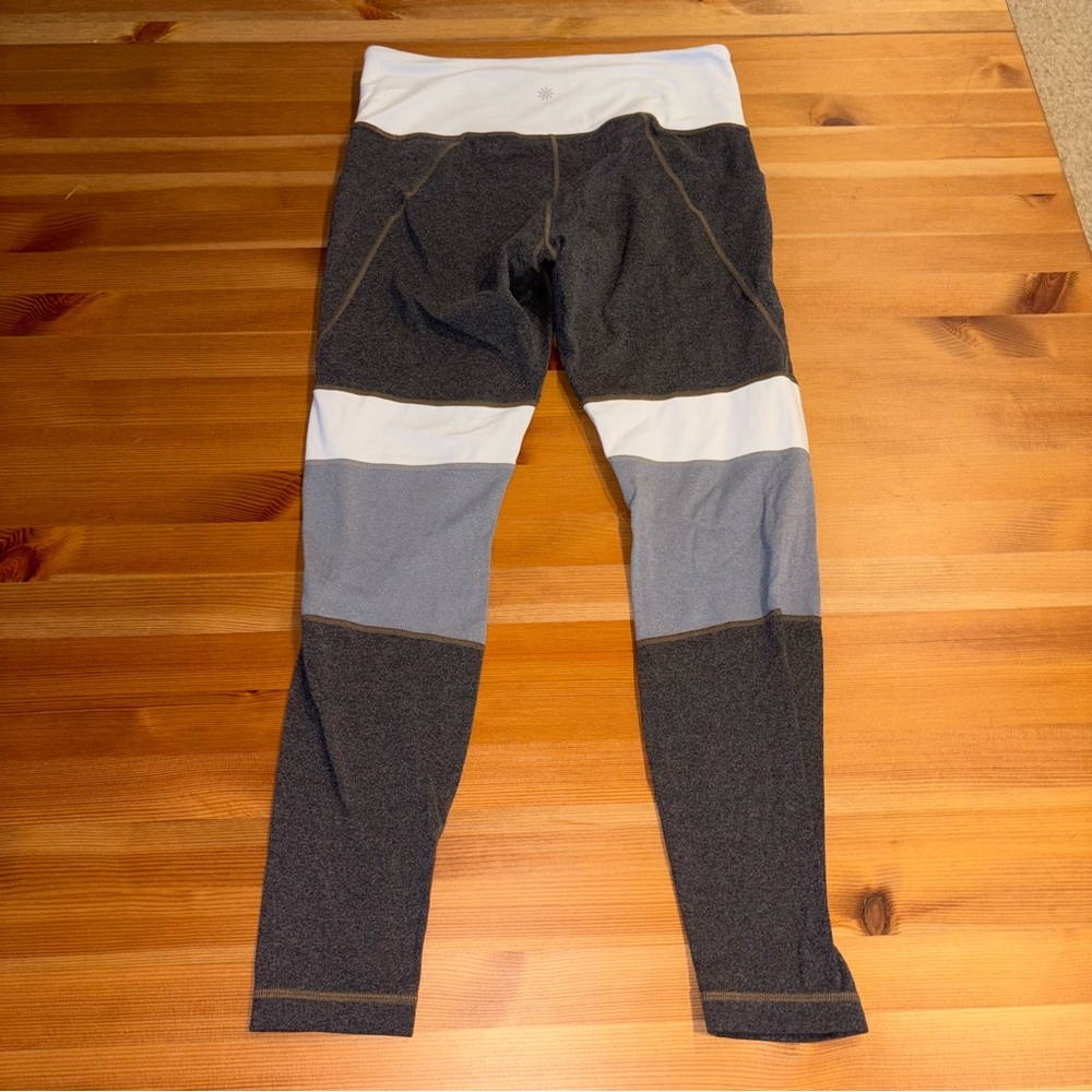Athleta Modblock Salutation Tights Size Medium Gray Colorblock High Rise Pockets - Picture 9 of 10